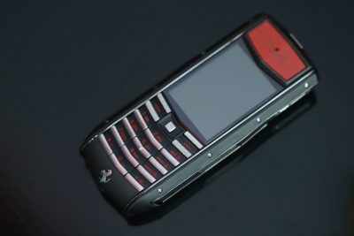 Điện Thoại Vertu Ascent Ti Ferrari Cũ Gốm Đỏ