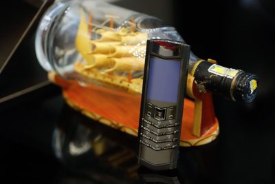 Điện thoại Vertu Signature S Black máy đẹp