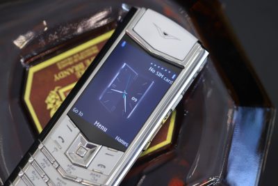 Điện thoại Vertu Signature S Pure White