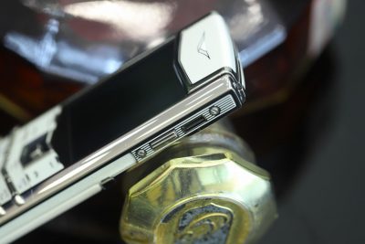 Điện thoại Vertu Signature S Pure White