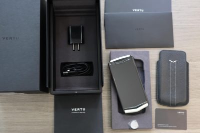 Điện thoại Vertu Aster P Moon White Like New 99%