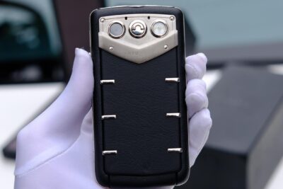 Điện Thoại Vertu Quest Likenew