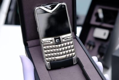 Điện Thoại Vertu Quest Likenew