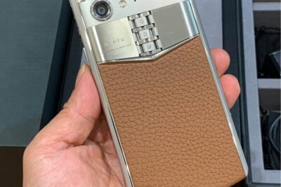 Điện Thoại Vertu Aster P da bê nâu