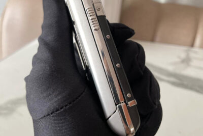 Điện Thoại Vertu Ayxta Nắp Gập Da Bê Đen Likenew