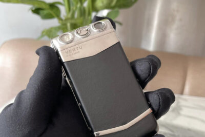 Điện Thoại Vertu Ayxta Nắp Gập Da Bê Đen Likenew