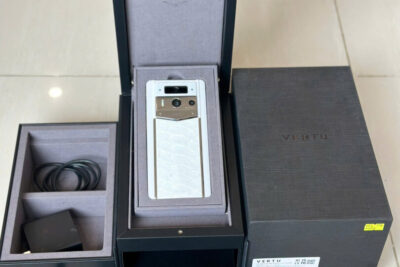 METAVERTU 2 MAX Serpent Edition gốm trắng da rắn 99%