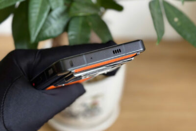 Điện thoại Metavertu 2 da bê cam