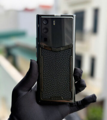 Vertu Meta 1 Web 3.0 Lưng Bọc Da Bê Đen