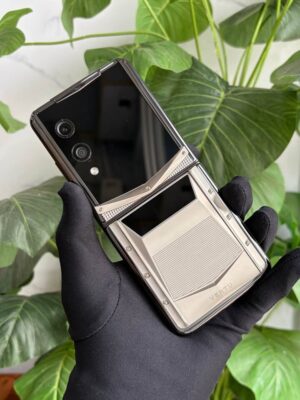 Điện Thoại Vertu Quantum Flip Cyber Silver