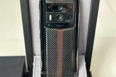 METAVERTU 2 MAX Carbon Đường Đua