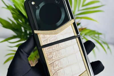 Vertu Iron Flip Diamonds Gold Himalaya 99%
